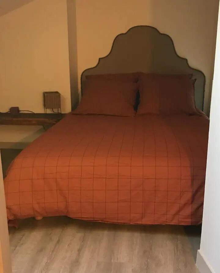 Appartement Douillet, Plein Centre เลอฌ็องบง-ซูร์-ลีญง ภายนอก รูปภาพ